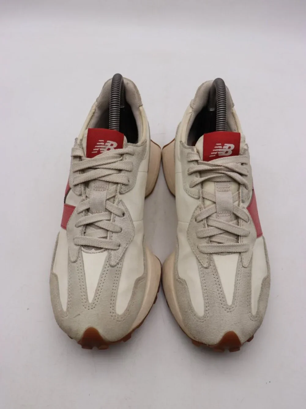 New Balance 327 Women's Size 8 B Moonbeam Astro Dust Suede Sneakers U327LV
